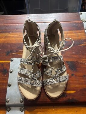AEROSOLES Beige Snake-Print Lace-Up Gladiator Sandals